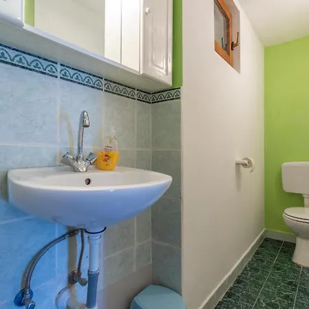Apartment Lovely In With Kitchen Omis